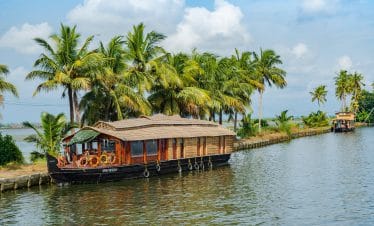 houseboat ride during Kerala tour