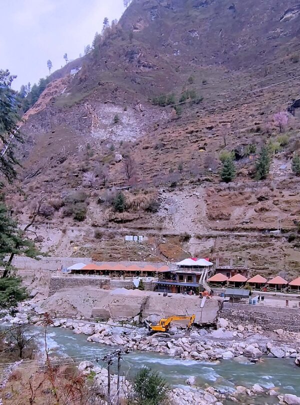 Camps in Manikaran